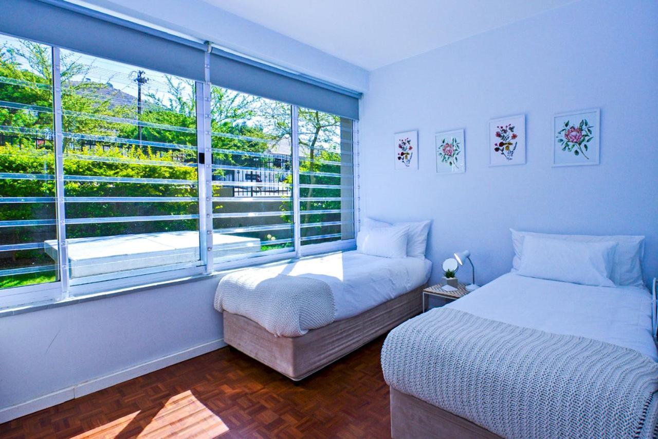 Apartment Enjoy At Our Point Cape Town
